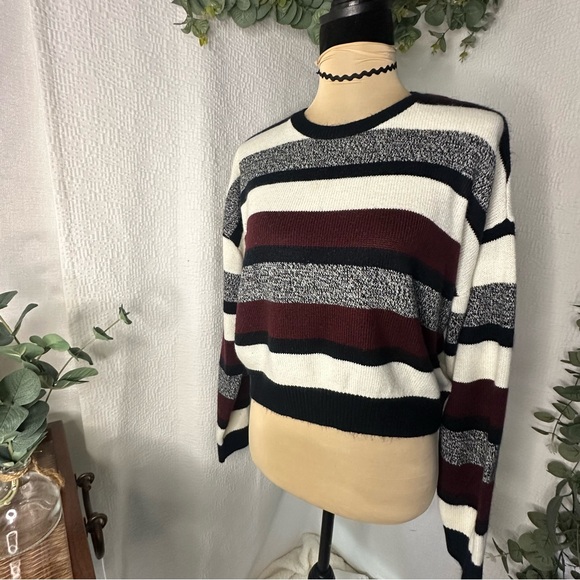 Divided H&M Black, Burgundy and White Knit Cropped Sweater Size M - Picture 1 of 10
